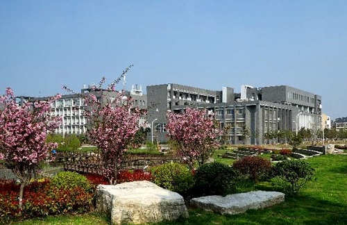 南京交通技师学院收费情况(图1)