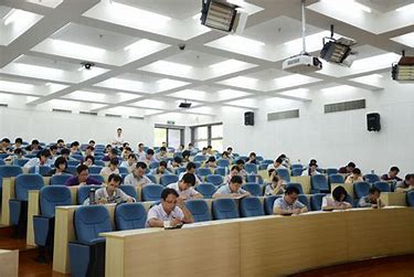 福建三明财经学校